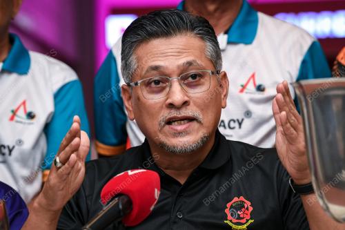 DATUK AWALAN ABDUL AZIZ