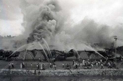 KEBAKARAN PELABUHAN KLANG