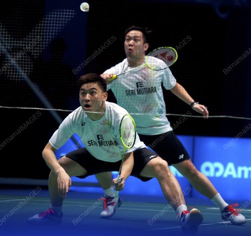 SG24_06042016_BADMINTON