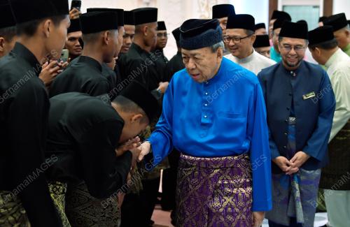 SULTAN SELANGOR SULTAN SHARAFUDDIN IDRIS SHAH