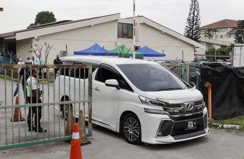 NAHAS PESAWAT BK 160 GABRIEL