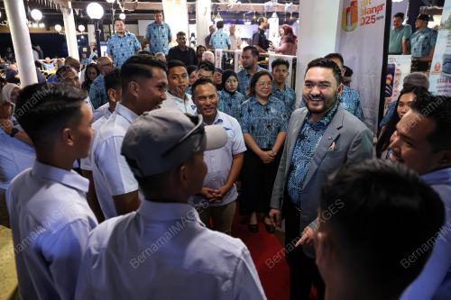 TENGKU AMIR SHAH