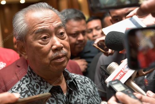 TAN SRI MUHYIDDIN YASSIN