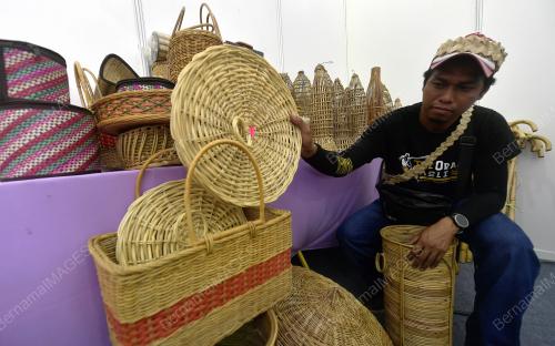 SENTUHAN KASIH DESA SELANGOR