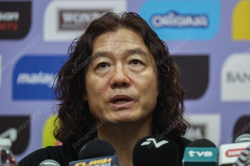 KIM PAN GON