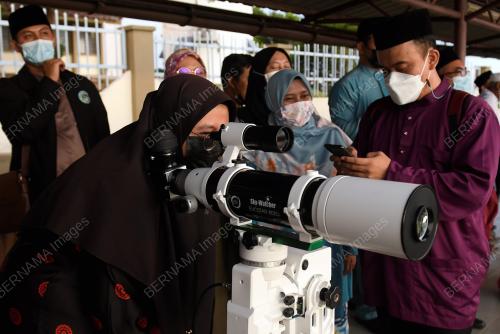 TINJAUAN MELIHAT ANAK BULAN RAMADAN DI BUKIT JUGRA