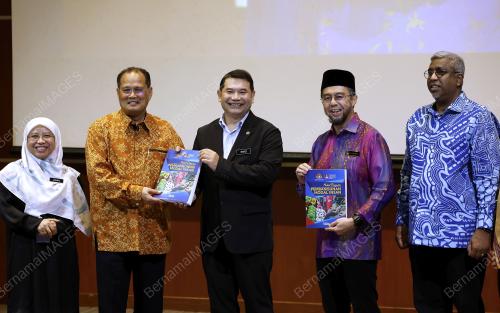 MOHD RAFIZI RAMLI