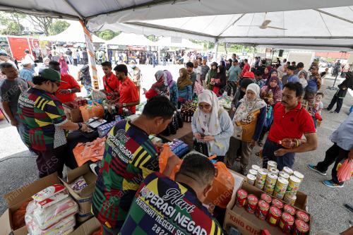 JUALAN MADANI RAYA SEMPENA AIDILFITRI