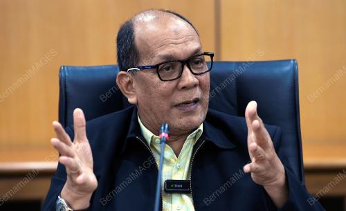 IR IZHAM HASHIM