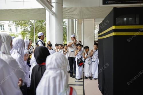 DATUK DR MOHD NA'IM MOKHTAR