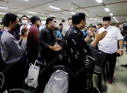 TAN SRI ANNUAR MUSA