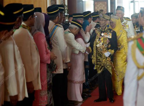 SG27_12122016_AGONG
