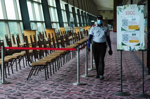 PPV IDCC SHAH ALAM DITUTUP EKORAM 204 PETUGAS POSITIF COVID-19