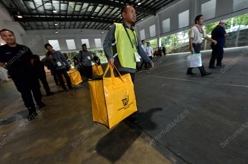 PETI UNDI AWAL PRU15