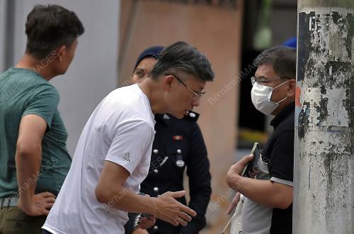 SIDANG MEDIA POLIS PESAWAT TERHEMPAS