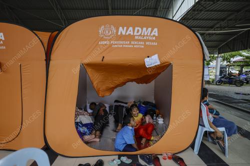 BANJIR DI KAMPUNG JOHAN SETIA