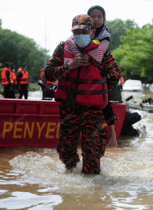 TINJAUAN MISI PENYELAMAT MANGSA BANJIR