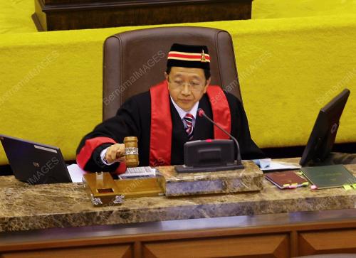 SG28_24012011_SIDANG
