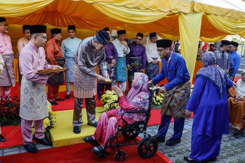 SULTAN SHARAFUDDIN IDRIS SHAH