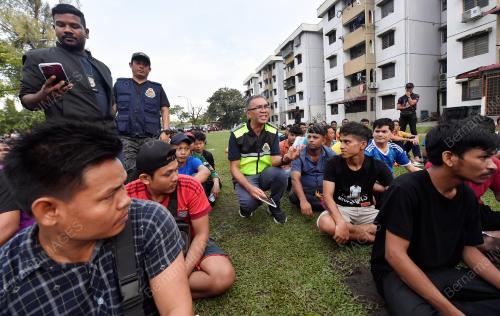 OPS BERSEPADU WARGA ASING OLEH IMIGRESEN