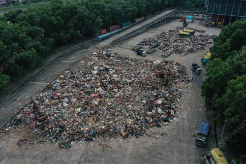 PEMUNGGAHAN SAMPAH PUKAL