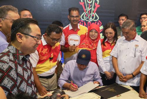 DATUK SERI ANWAR IBRAHIM