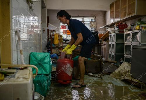 KRISMAS PASCA BANJIR
