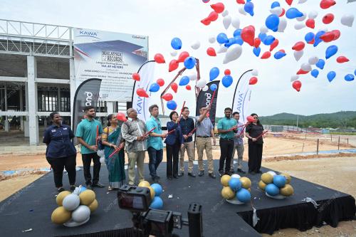 MALAYSIA BOOK OF RECORDS LONGEST ROOFING SHEET