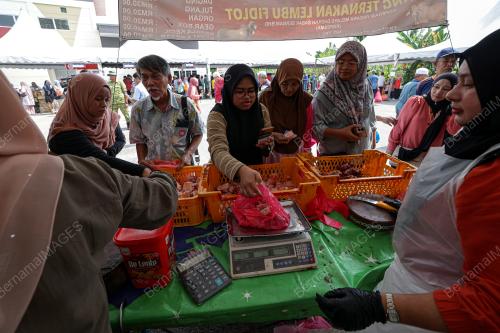 JUALAN MADANI RAYA SEMPENA AIDILFITRI