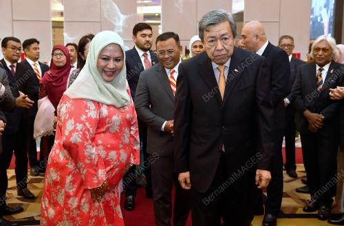 SULTAN SELANGOR SULTAN SHARAFUDDIN IDRIS SHAH