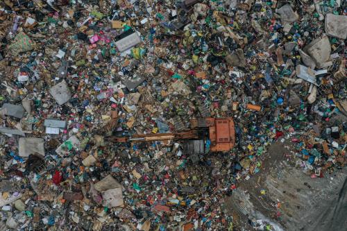 PEMUNGGAHAN SAMPAH PUKAL