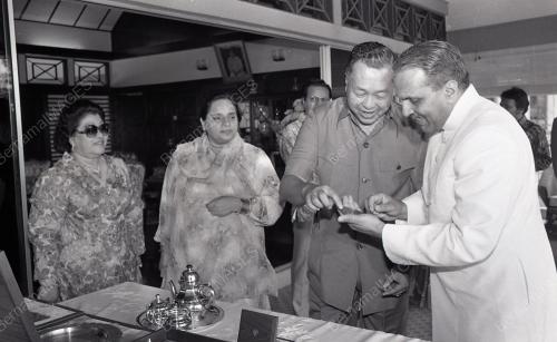 PRESIDEN PAKISTAN MUHAMMAD ZIA-UL-HAQ