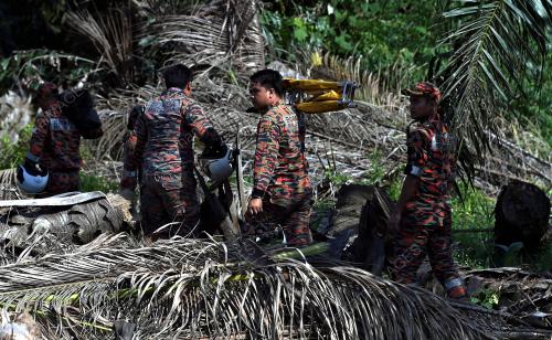 SIDANG MEDIA POLIS PESAWAT TERHEMPAS