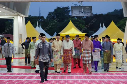 SULTAN SHARAFUDDIN IDRIS SHAH