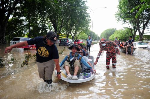 TINJAUAN MISI PENYELAMAT MANGSA BANJIR
