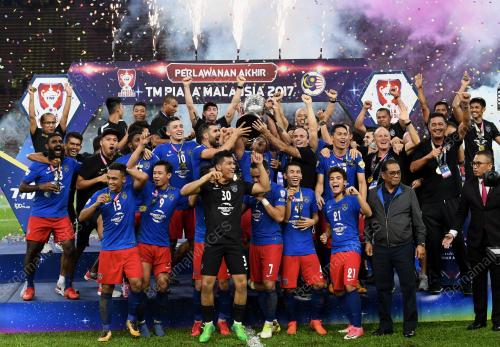 SG33_04112017_BOLA_AKHIR