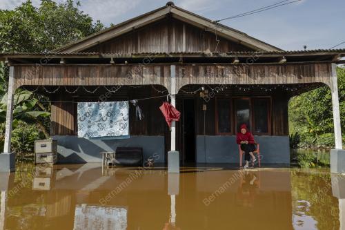 TINJAUAN BANJIR DI KAMPUNG JOHAN SETIA