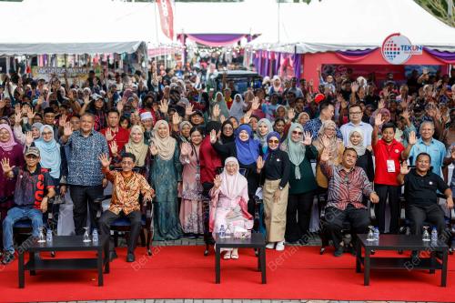 DATUK SERI DR WAN AZIZAH WAN ISMAIL