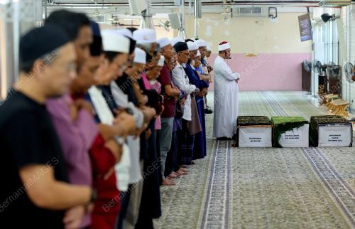 JENAZAH NAHAS PESAWAT TERHEMPAS DI ELMINA