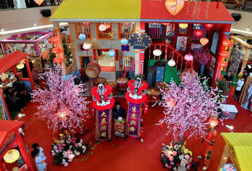 TARIAN SINGA CNY2025