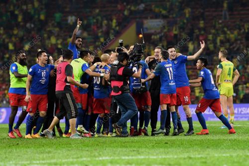 SG35_04112017_BOLA_AKHIR