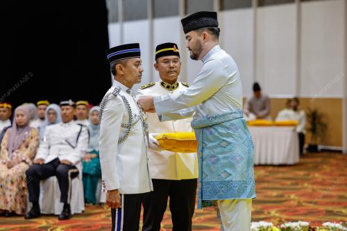 TENGKU AMIR SHAH