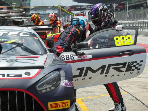 TRIPLE EIGHT JOHOR MOTORSPORTS RACINY (JMR)
