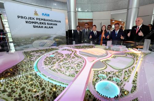 DATUK SERI AMIRUDIN SHARI