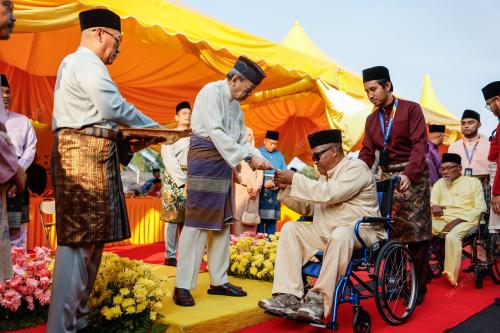 SULTAN SHARAFUDDIN IDRIS SHAH