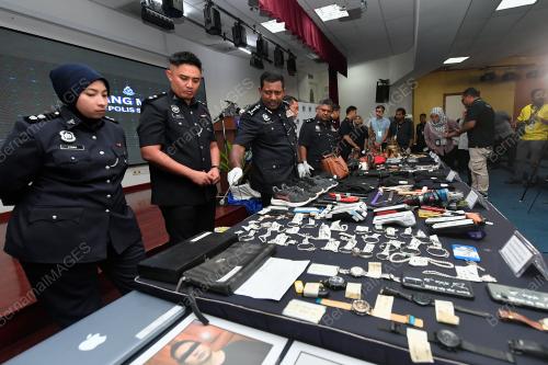 DATUK HUSSEIN OMAR KHAN