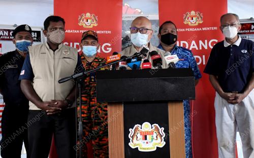 DATUK DR AMINUDDIN HASHIM