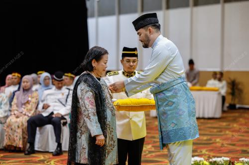 TENGKU AMIR SHAH