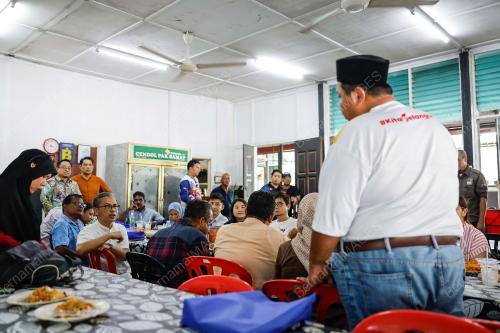 FAHMI FADZIL