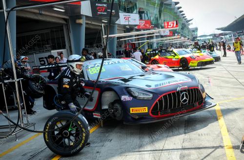 TRIPLE EIGHT JOHOR MOTORSPORTS RACINY (JMR)